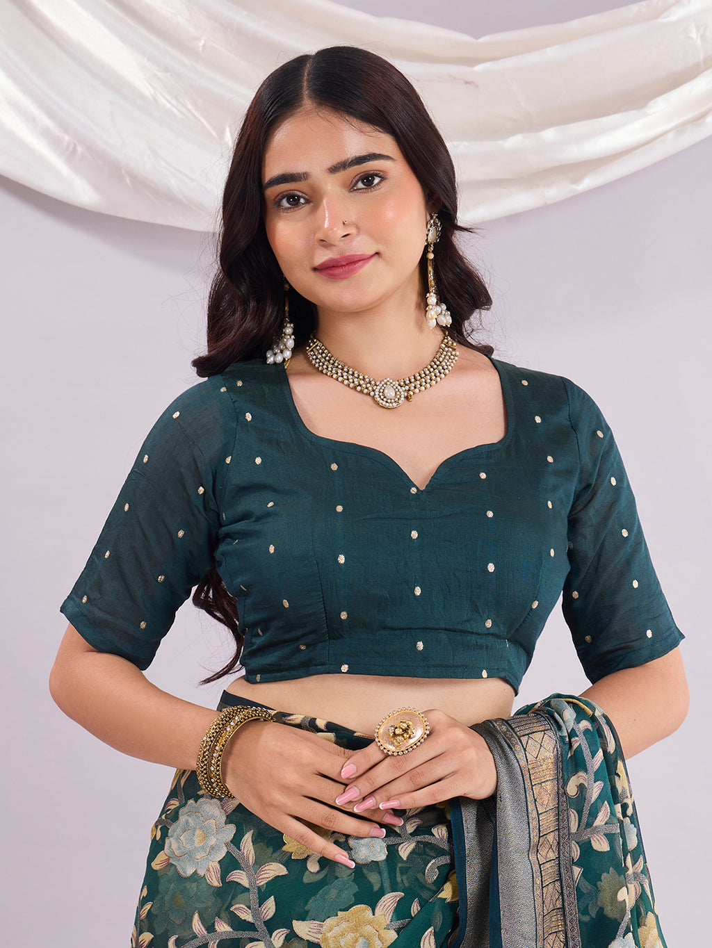 Premium Soft Brasso Saree With Fancy Blouse Piece.