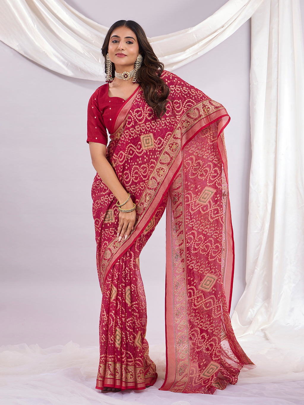 Premium Bandhani Brasso Saree With Fancy Unstitched Blouse Piece.