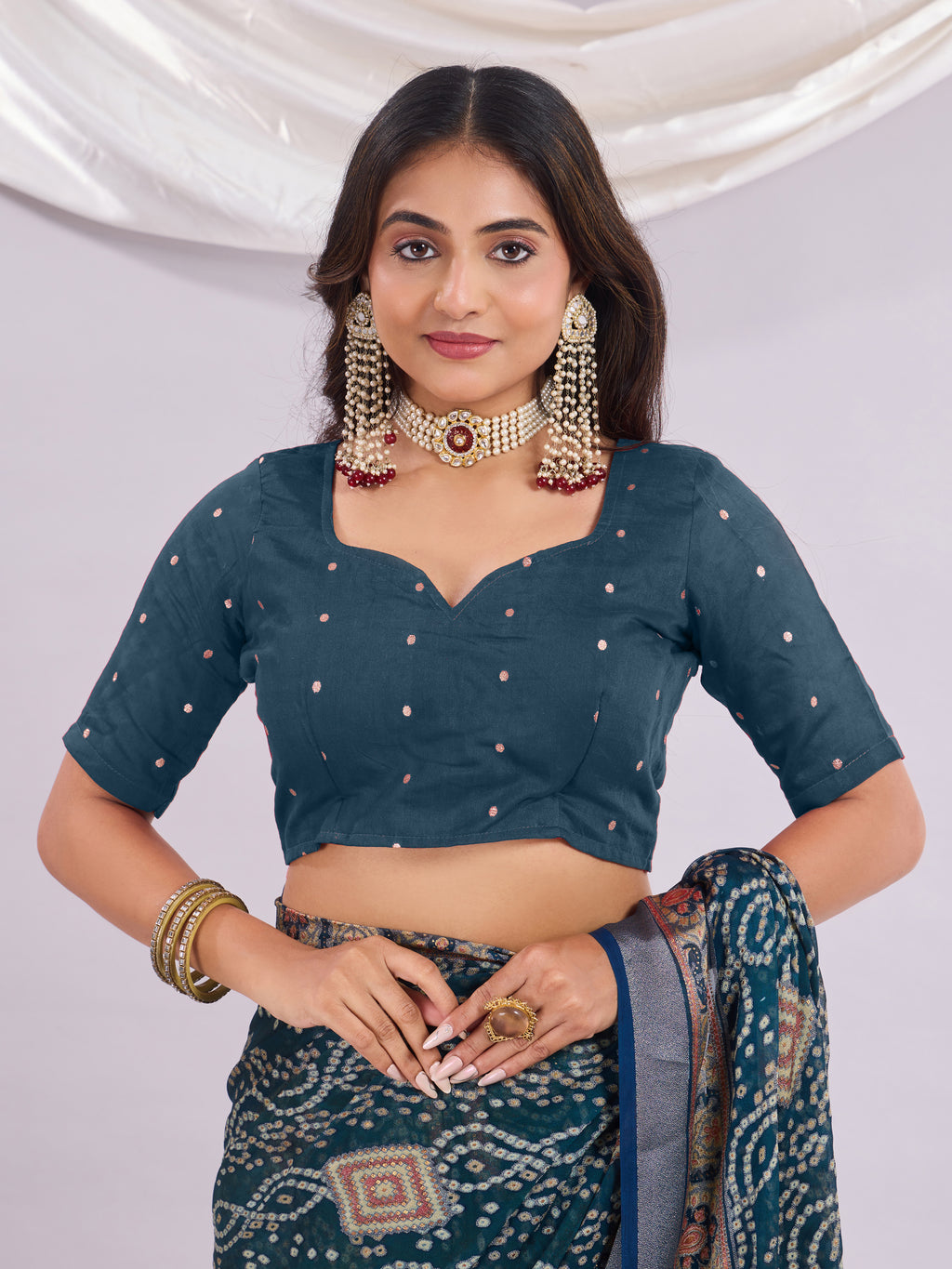 Premium Bandhani Brasso Saree With Fancy Unstitched Blouse Piece.