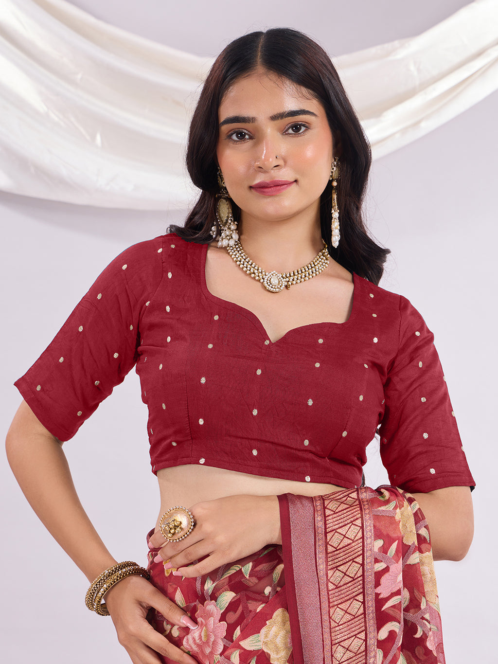 Premium Soft Brasso Saree With Fancy Blouse Piece.