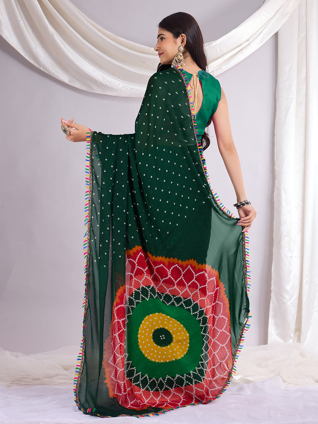 Trendy Traditional Laddu Chiffon Saree