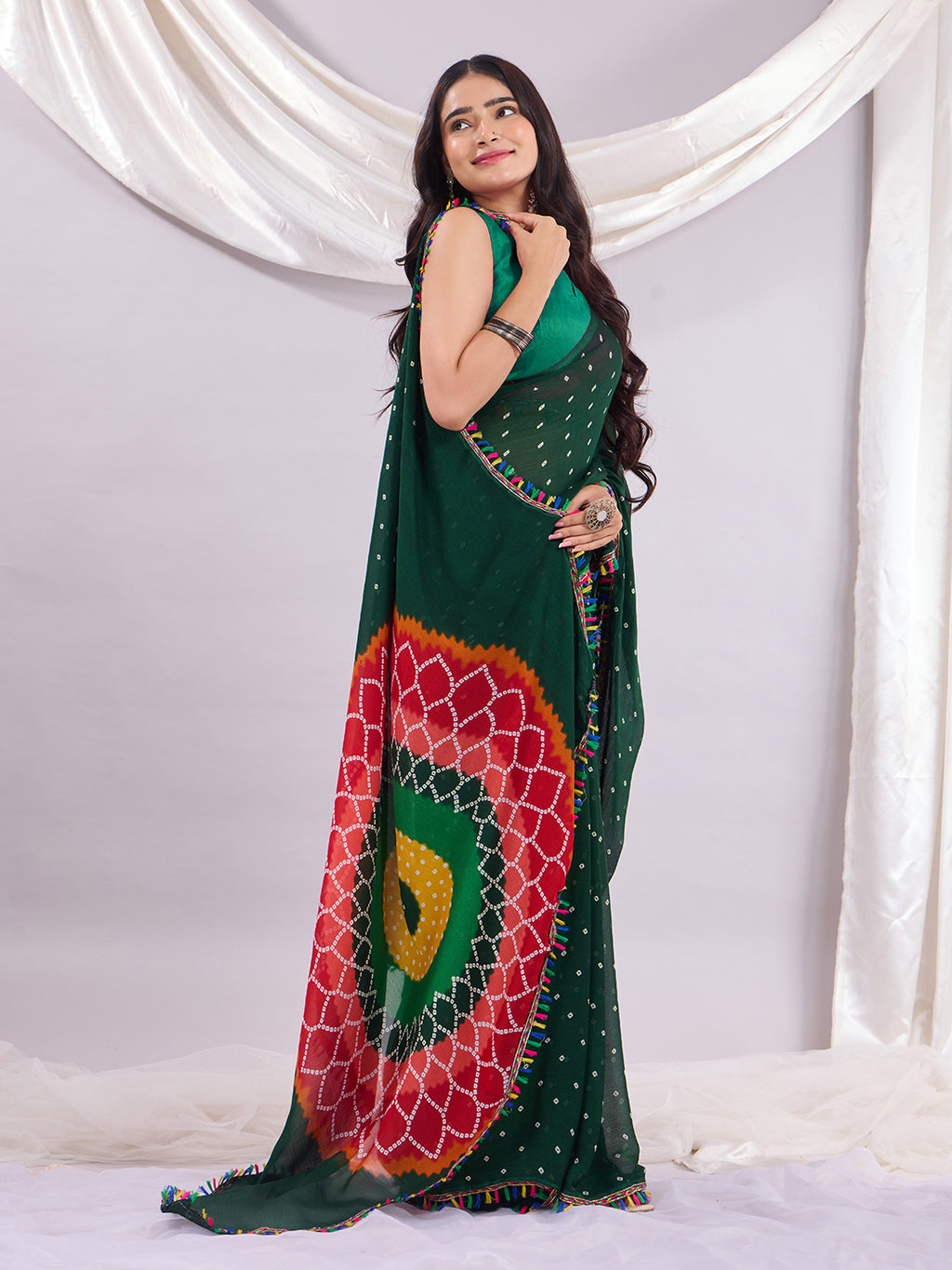 Trendy Traditional Laddu Chiffon Saree