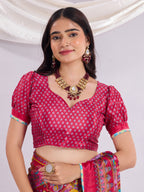 Rangrez Muse Printed Saree With Unstitched Blouse Piece.