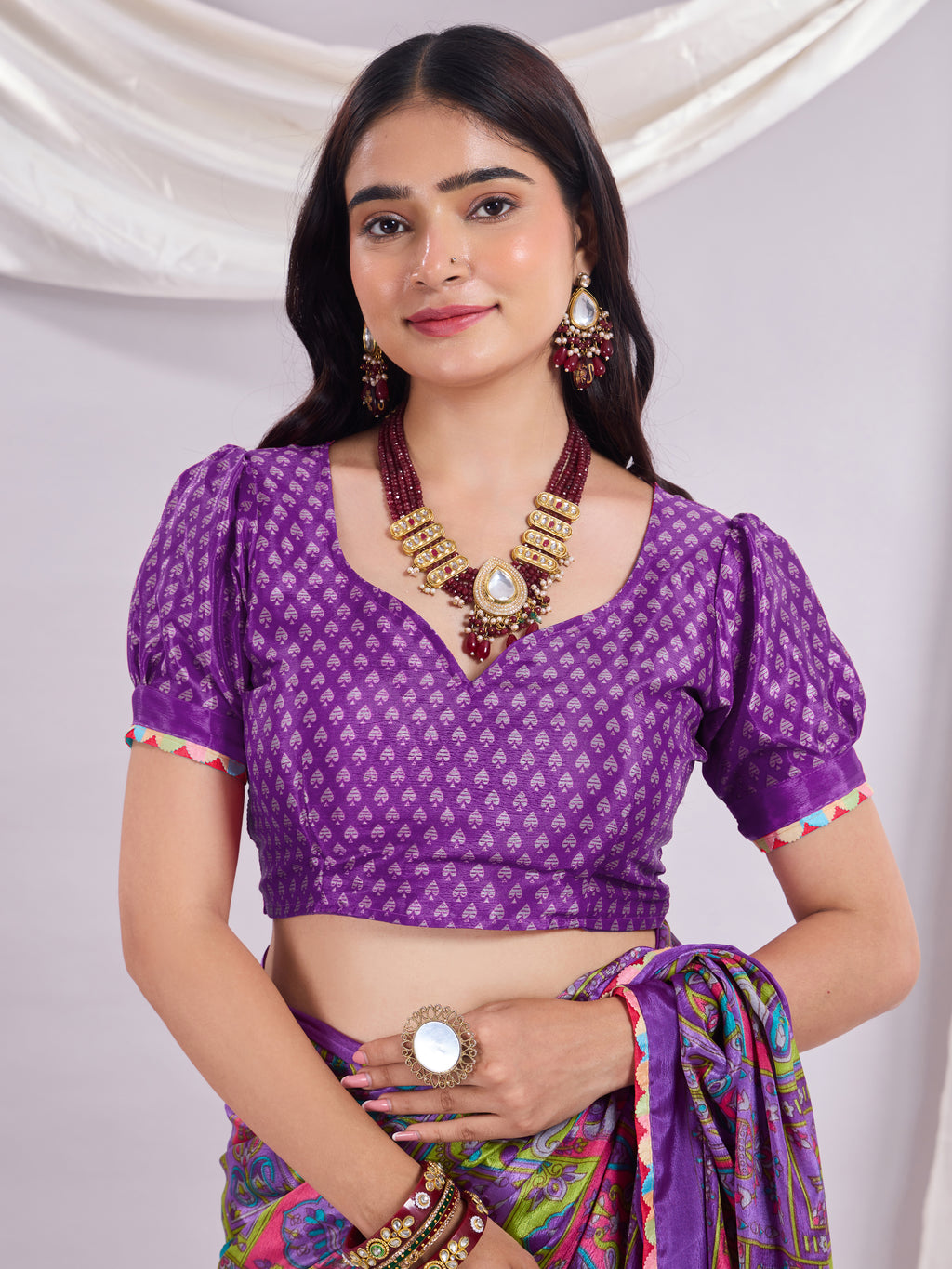 Rangrez Muse Printed Saree With Unstitched Blouse Piece.