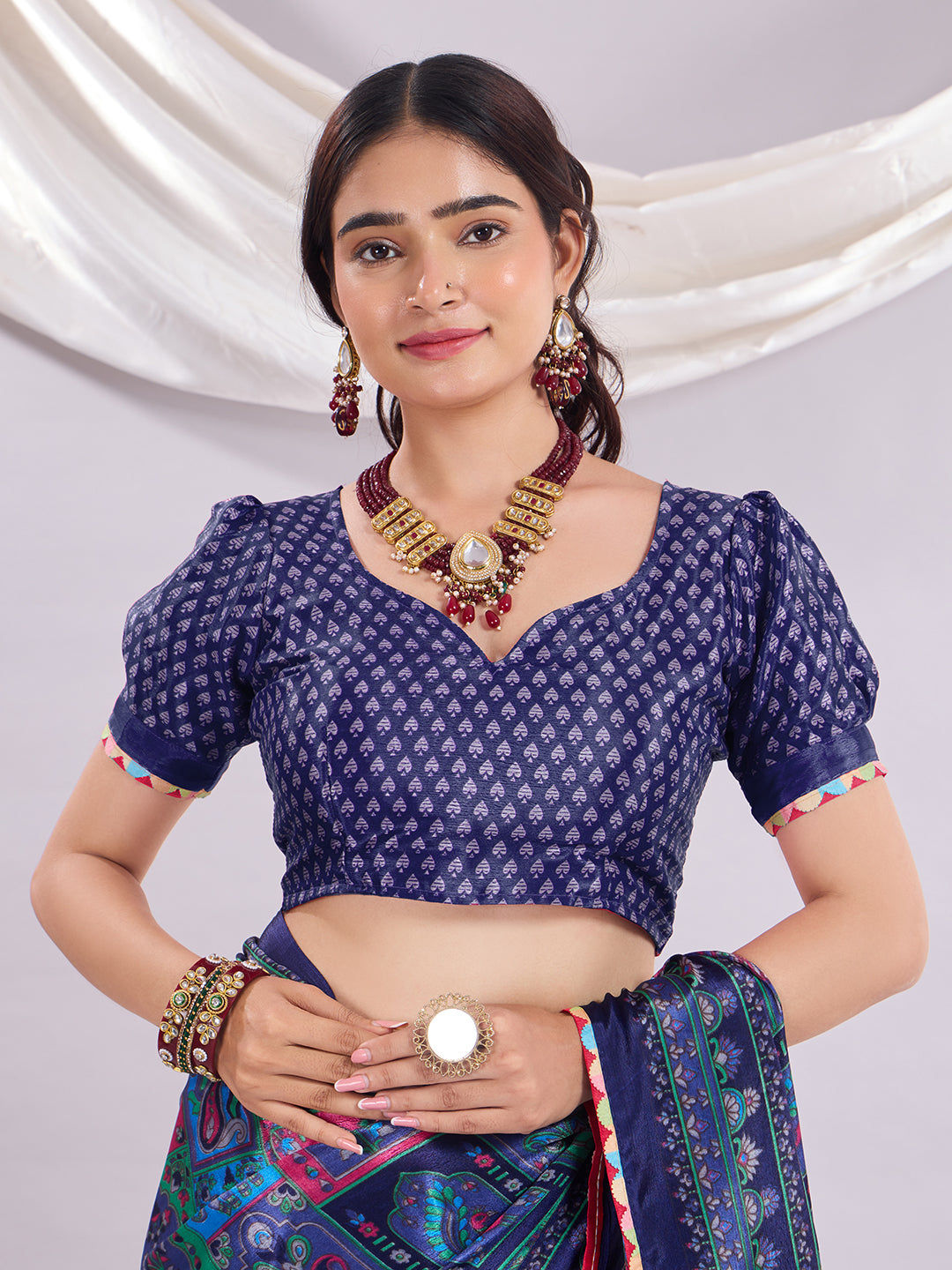 Rangrez Muse Printed Saree With Unstitched Blouse Piece.