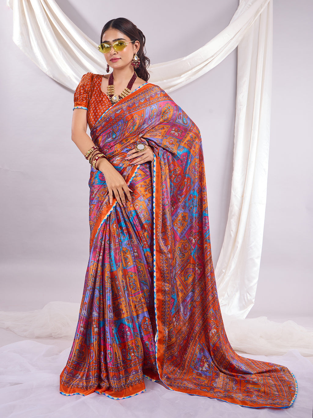 Rangrez Muse Printed Saree With Unstitched Blouse Piece.