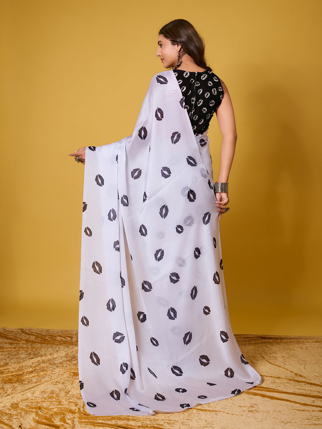 Lips Digital Print Satin Georgette Saree