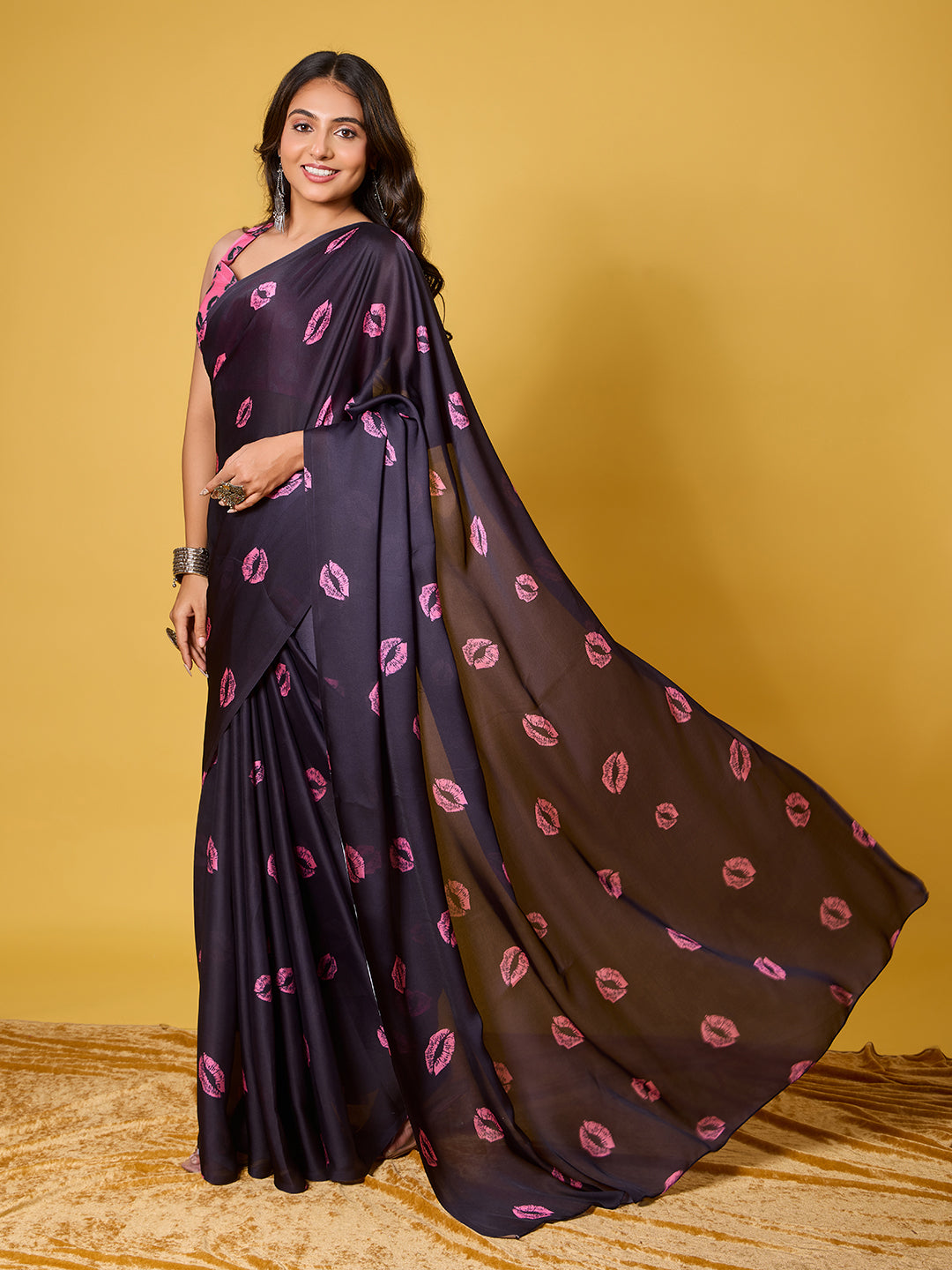 Lips Digital Print Satin Georgette Saree